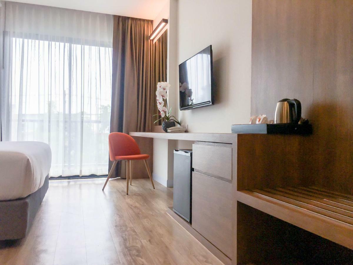 Fortune Hotel Buriram Buitenkant foto