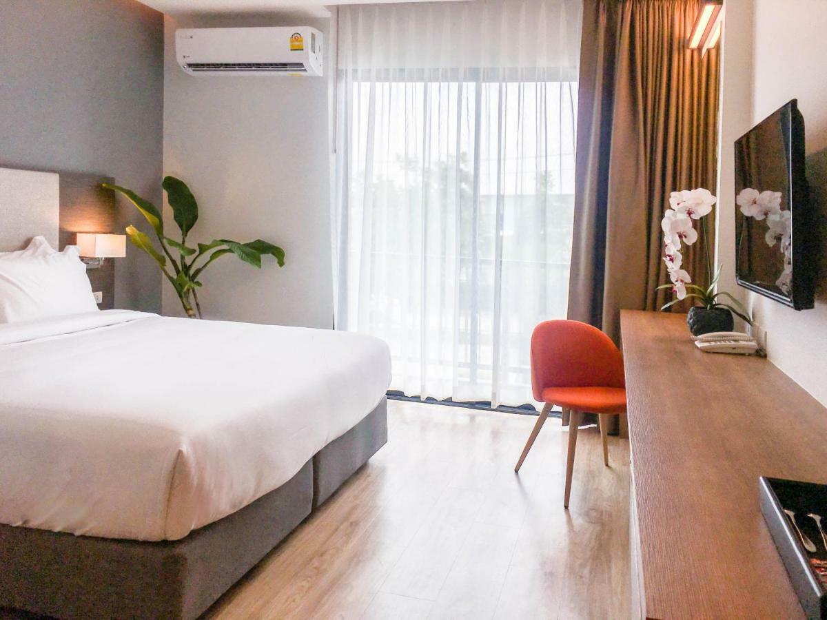 Fortune Hotel Buriram Buitenkant foto