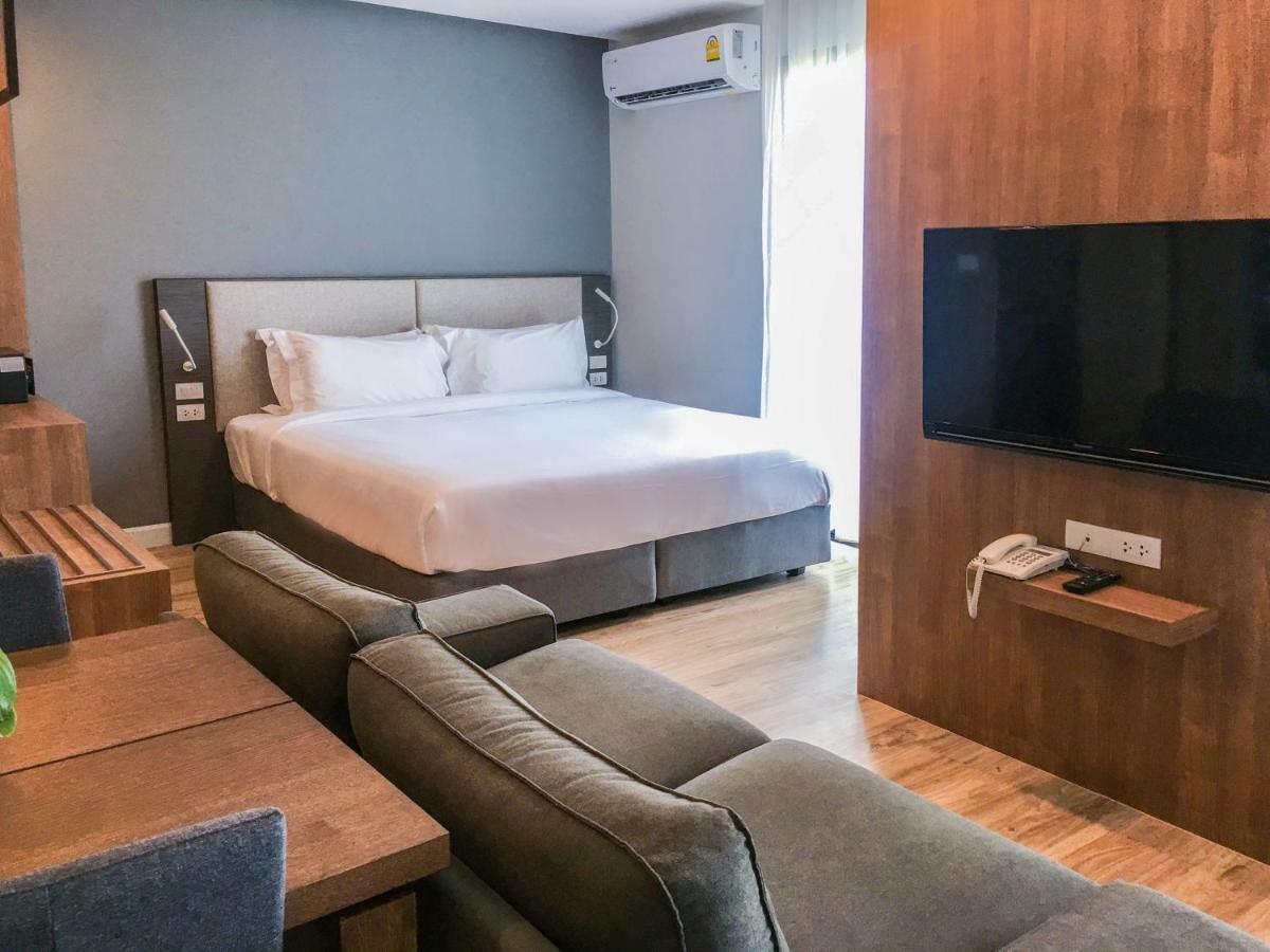 Fortune Hotel Buriram Buitenkant foto